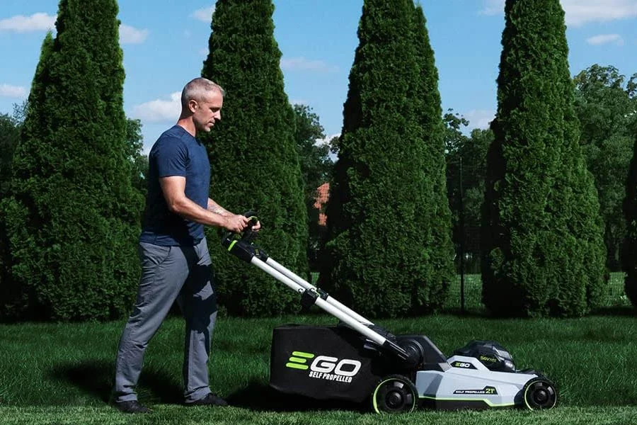 battery powered electric lawn mowers